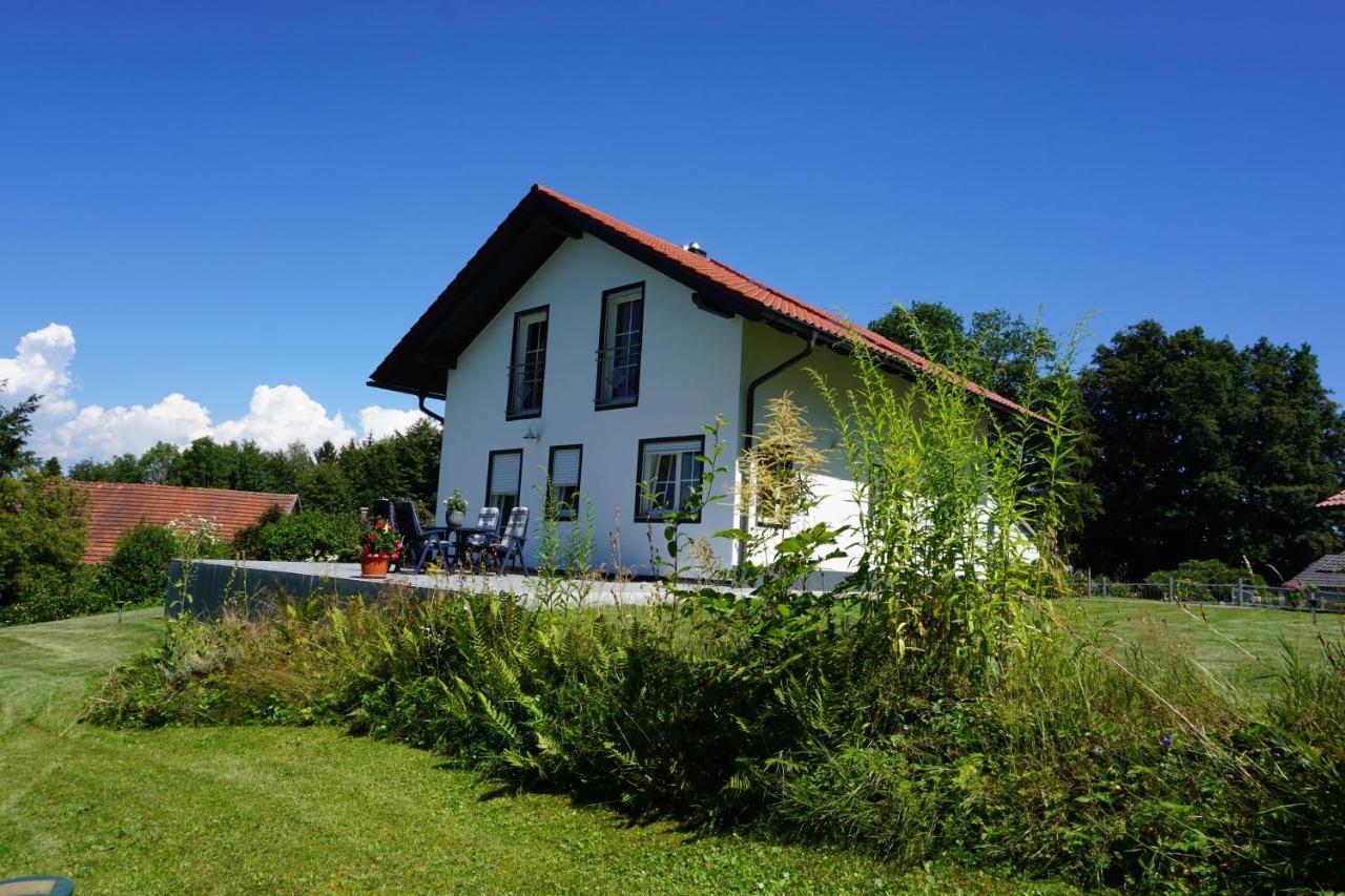 Ferienhaus Englburg In Absolut Ruhiger Lage Tittling Buitenkant foto