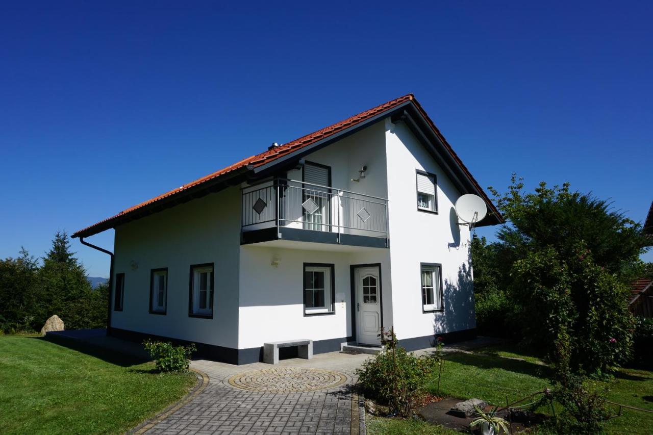 Ferienhaus Englburg In Absolut Ruhiger Lage Tittling Buitenkant foto