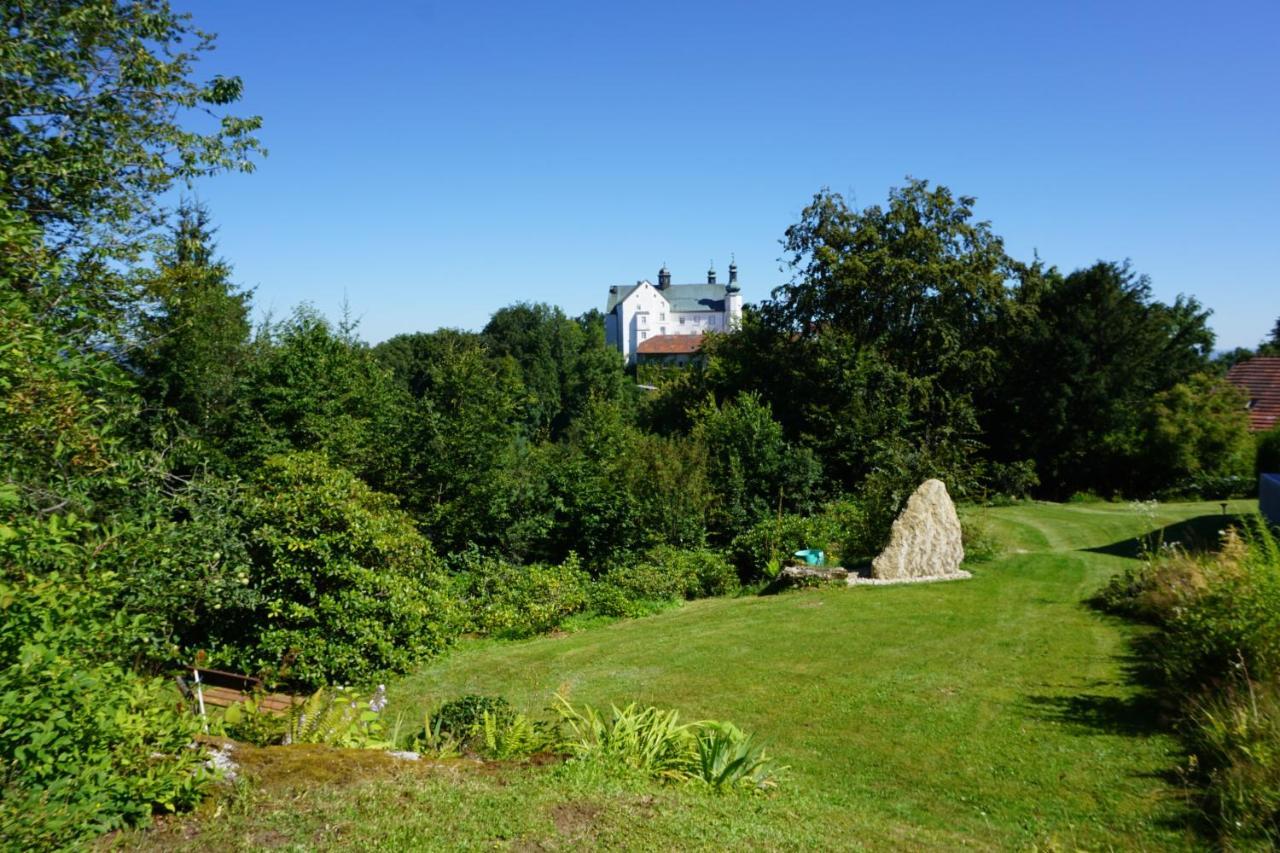 Ferienhaus Englburg In Absolut Ruhiger Lage Tittling Buitenkant foto